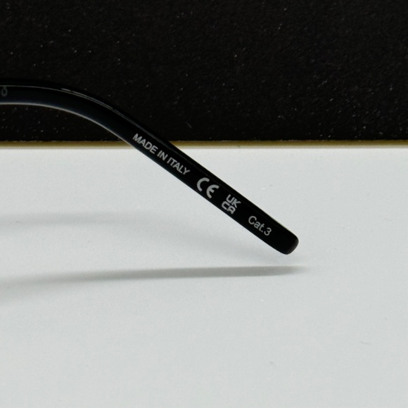 NEW SL637 003 SAINT LAURENT GOLD WOMEN SUNGLASSES SL 637 001 SAINT LAURENT - Picture 11 of 12